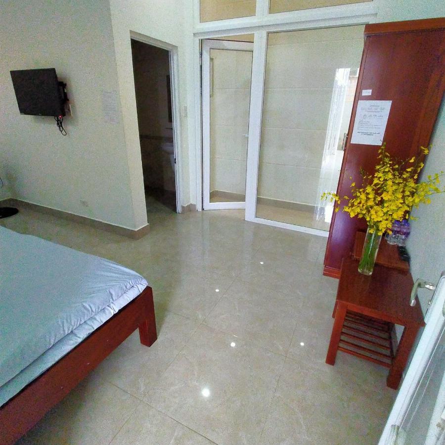 Phuong Vy 2 Hotel Да Лат Екстериор снимка