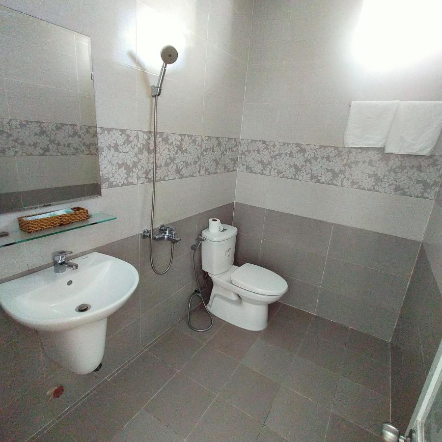 Phuong Vy 2 Hotel Да Лат Екстериор снимка