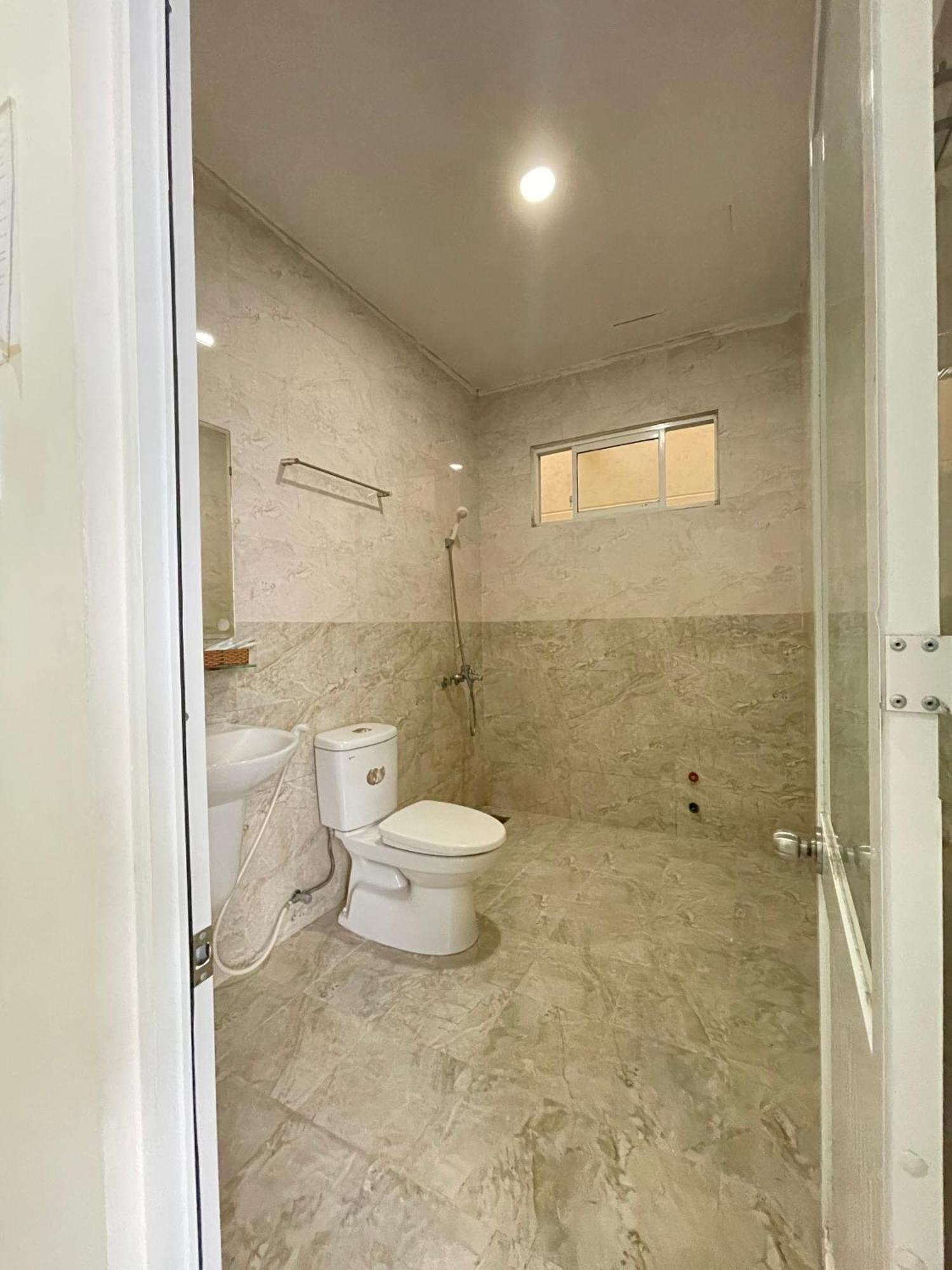 Phuong Vy 2 Hotel Да Лат Екстериор снимка